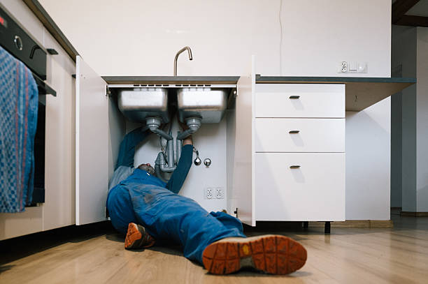 Professional Emergency Plumber technician working in Marble Hill, GA